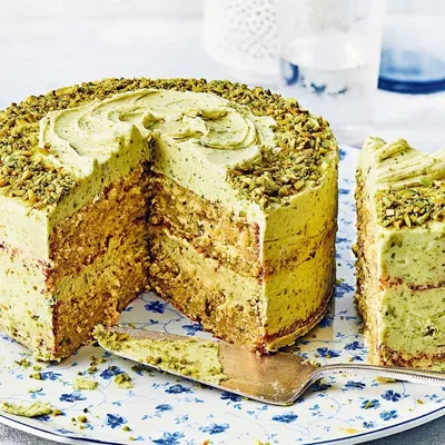 Pistachio cake